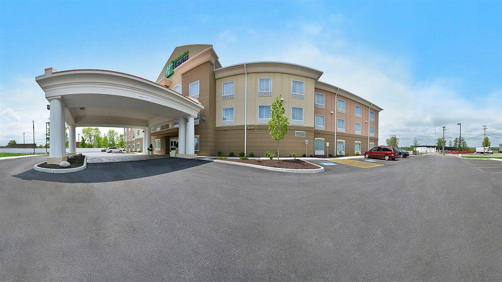 Holiday Inn Express Hotel & Suites Detroit-Utica By Ihg Exterior photo