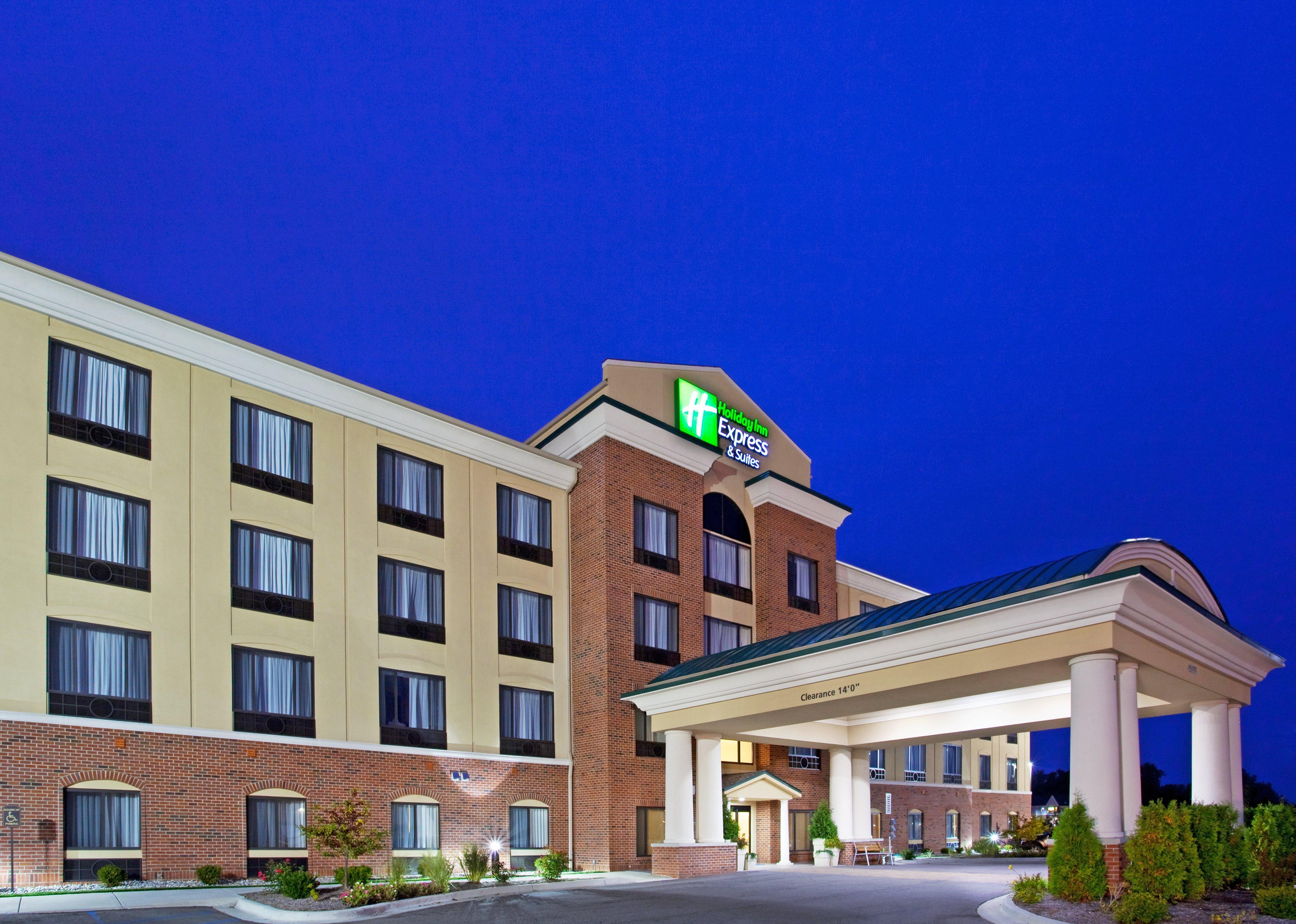 Holiday Inn Express Hotel & Suites Detroit-Utica By Ihg Exterior photo